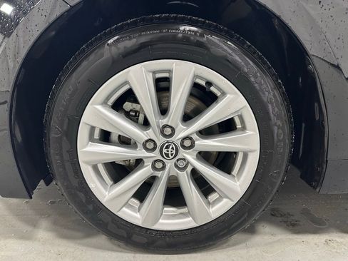 Used 2025 Toyota Corolla LE w/ LE Premium Package image 61