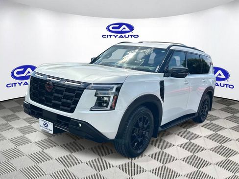 Used 2025 Nissan Armada PRO-4X w/ Pro-4X Premium Package AWD/4WD image 10