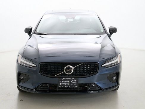Certified 2024 Volvo S60 B5 Plus AWD/4WD image 4