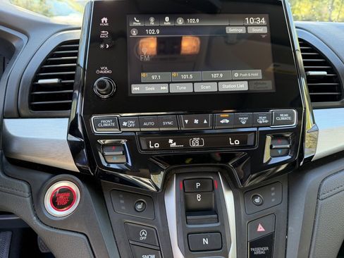 Used 2024 Honda Odyssey EX-L image 25