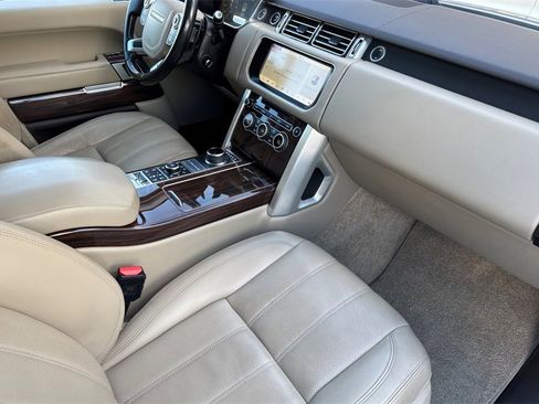 Used 2017 Land Rover Range Rover Supercharged image 15
