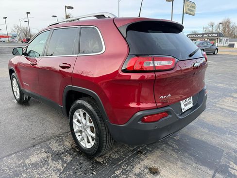 Used 2017 Jeep Cherokee Latitude w/ Comfort/Convenience Group image 6