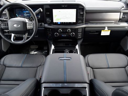 New 2026 Ford F250 Platinum AWD/4WD image 7