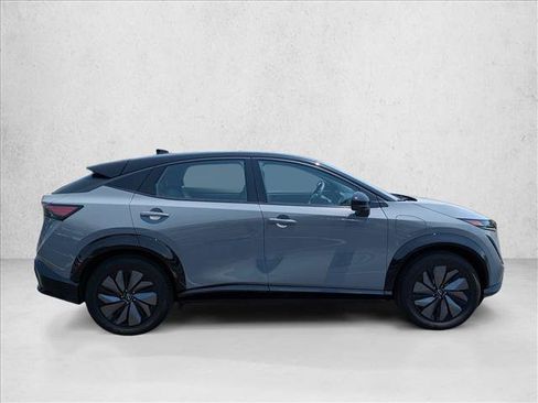 Used 2024 Nissan Ariya AWD image 4