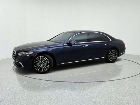 Certified 2022 Mercedes-Benz S 500 4MATIC image 15