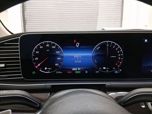 Used 2024 Mercedes-Benz GLE 450e 4MATIC image 18