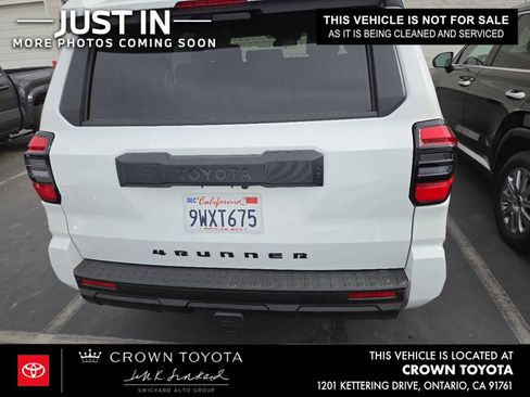 Used 2026 Toyota 4Runner SR5 RWD image 3