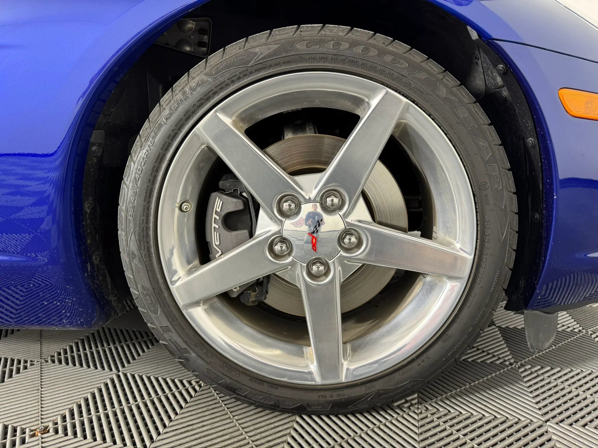 Used 2006 Chevrolet Corvette Coupe w/ Preferred Equipment Group RWD image 30