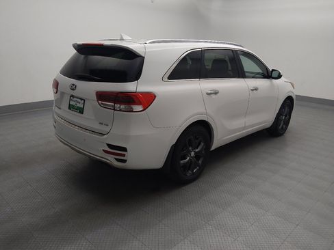 Used 2017 Kia Sorento SX FWD image 10