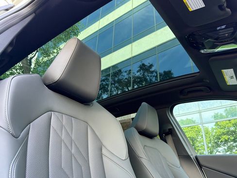 Used 2025 BMW X3 M50 image 21