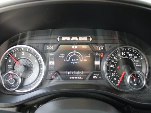 Used 2022 RAM 1500 Big Horn image 16