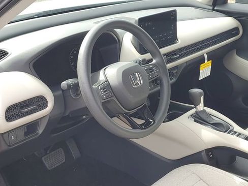 New 2027 Honda HR-V LX image 16