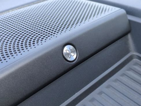 Used 2018 Ford F150 Platinum w/ Technology Package image 32