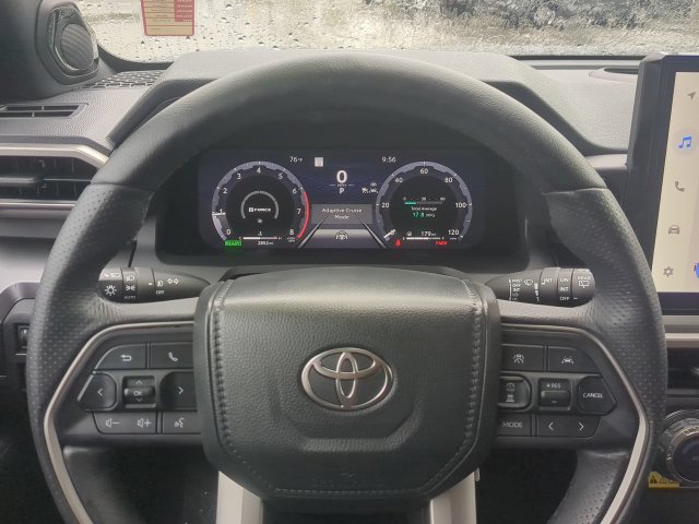 Certified 2026 Toyota 4Runner TRD Off-Road Premium AWD/4WD image 32