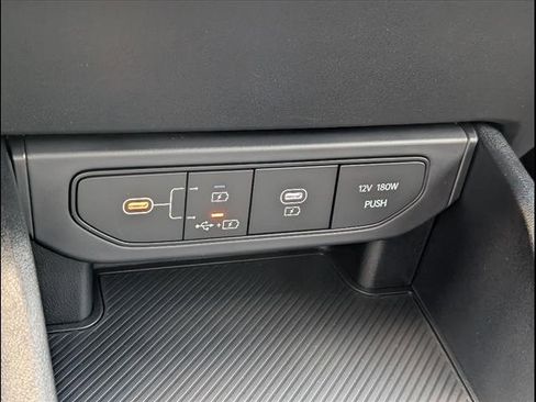 New 2025 Kia K4 LXS image 12