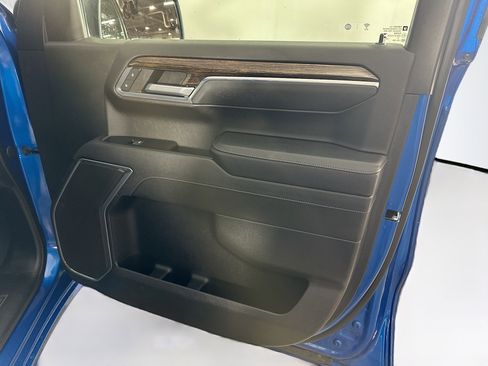 Used 2023 GMC Sierra 1500 Elevation image 30