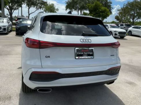 Certified 2025 Audi Q5 Premium Plus w/ Premium Plus AWD/4WD image 7