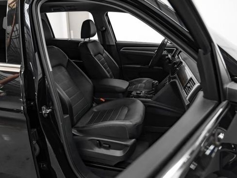 Used 2019 Volkswagen Atlas SEL Premium AWD/4WD image 32