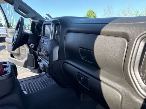 Certified 2022 Chevrolet Silverado 2500 Custom w/ Custom Convenience Package AWD/4WD image 36