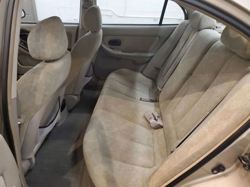 Used 2003 Hyundai Elantra GLS image 26
