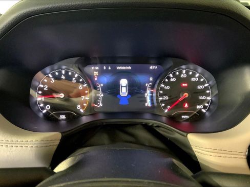 Used 2025 Jeep Compass Limited image 20