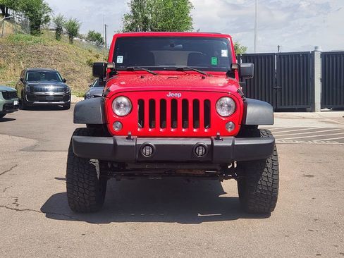 Used 2015 Jeep Wrangler Unlimited Sport AWD/4WD image 2