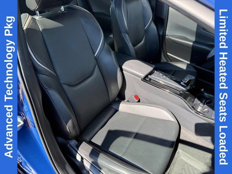 Used 2025 Toyota Prius Limited w/ Limited Premium Package FWD image 11