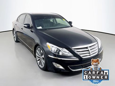 Used 2014 Hyundai Genesis 5.0 R-Spec image 3