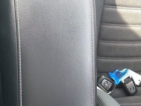 Used 2020 Ford Fusion SE image 33