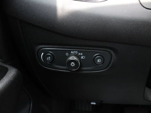 Used 2024 Chevrolet Equinox Premier AWD/4WD image 10