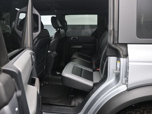 Used 2023 Ford Bronco Black Diamond AWD/4WD image 16