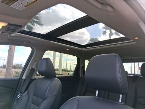 Used 2024 Nissan Rogue Platinum image 19