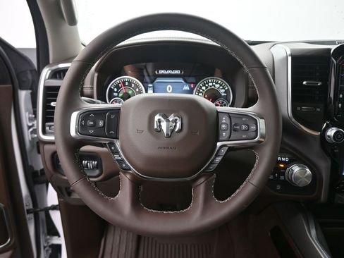 Used 2025 RAM 1500 Laramie w/ Laramie Southwest Edition image 23