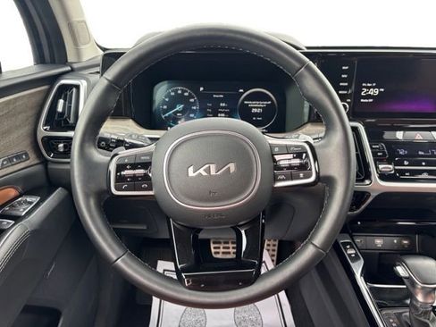 Certified 2023 Kia Sorento SX Prestige image 16