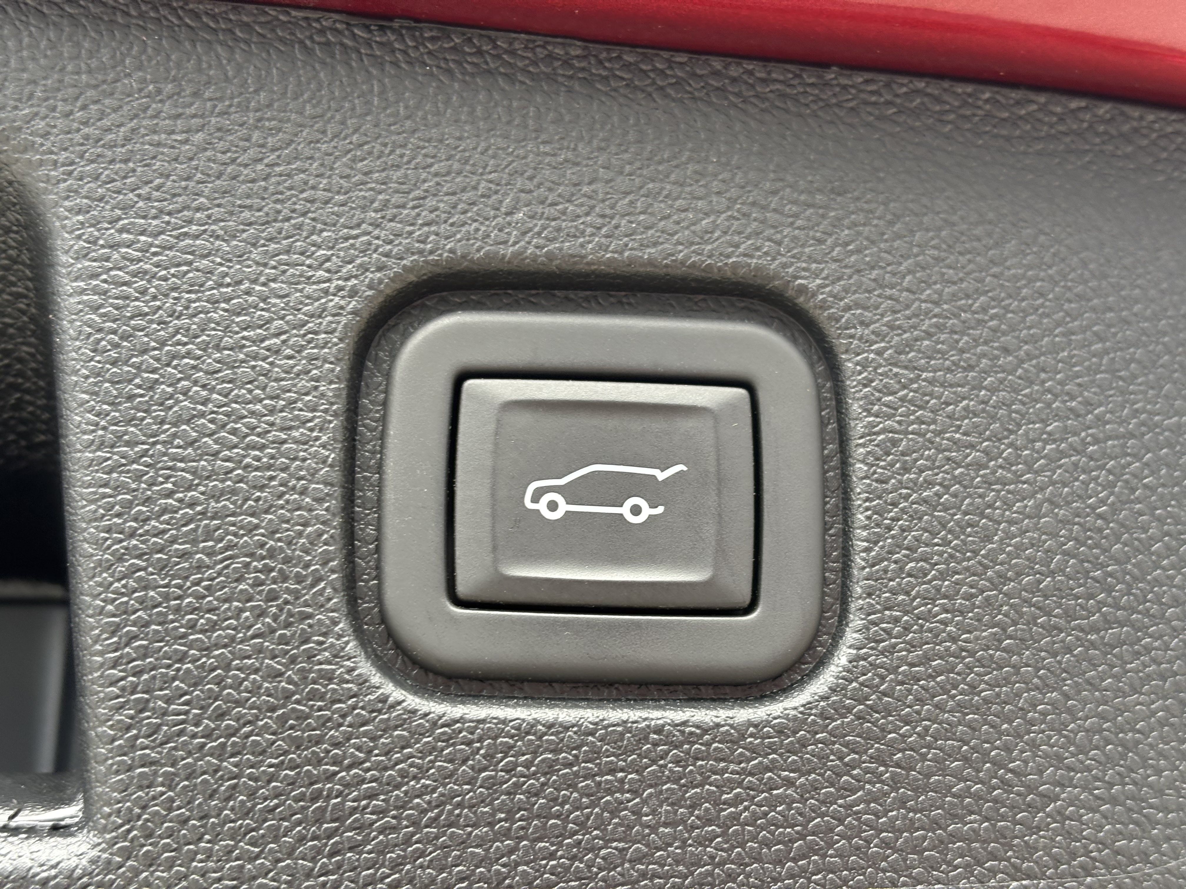 Used 2024 Chevrolet Blazer EV LT AWD/4WD image 10