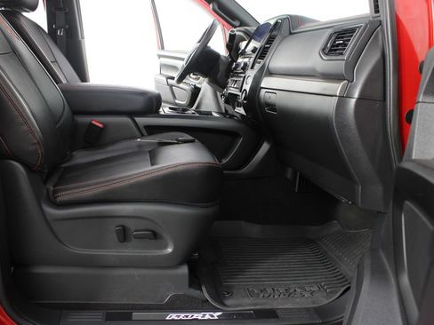 Used 2024 Nissan Titan PRO-4X w/ Pro-4x Convenience Package AWD/4WD image 26