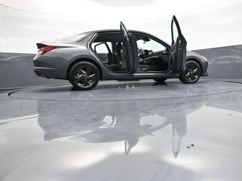 Certified 2023 Hyundai Elantra SEL FWD image 47