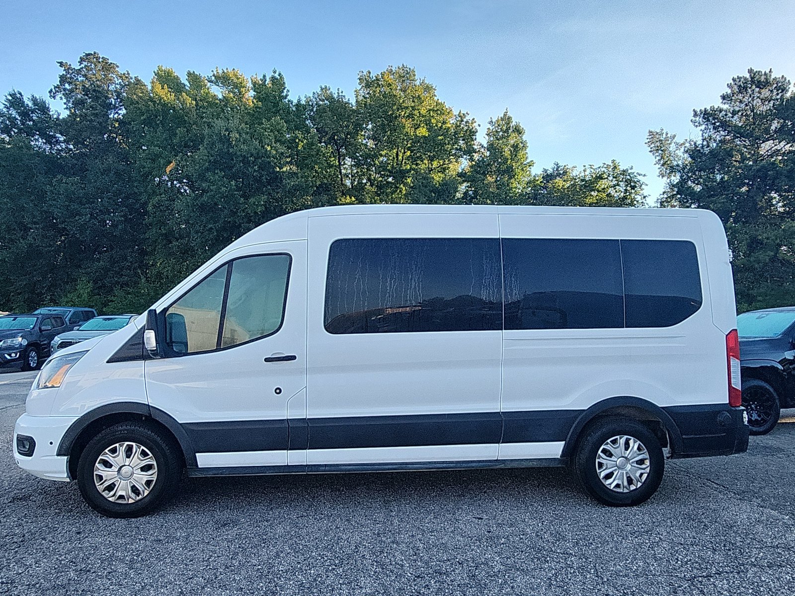 Used 2024 Ford Transit 350 XLT RWD image 2