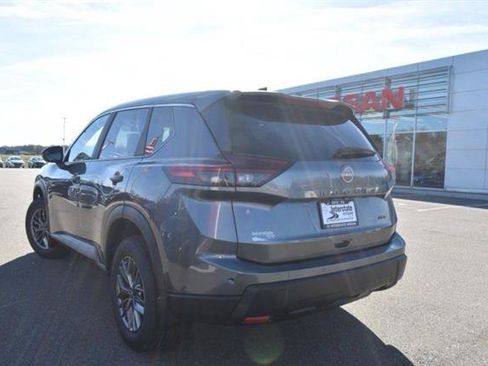 Certified 2025 Nissan Rogue S AWD/4WD image 6