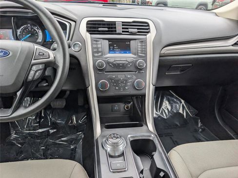 Used 2018 Ford Fusion S FWD image 18