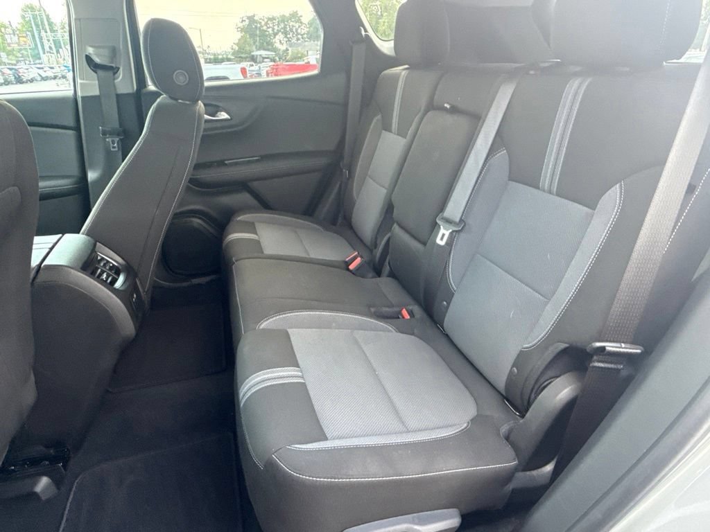 Used 2024 Chevrolet Blazer LT w/ Convenience Package FWD image 13