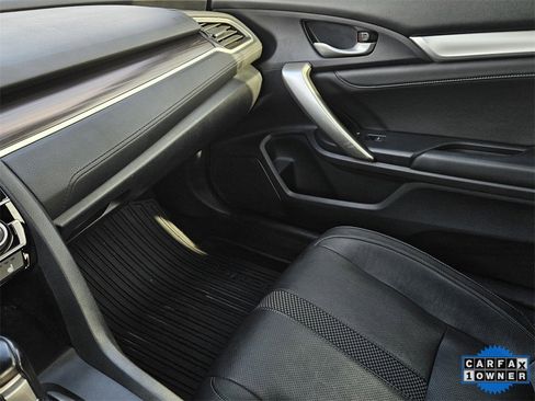 Used 2020 Honda Civic Touring image 24