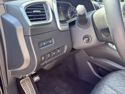 Used 2024 Nissan Murano Platinum w/ Cargo Package AWD/4WD image 14