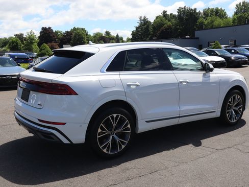 Used 2023 Audi Q8 Premium Plus w/ Premium Plus Package AWD/4WD image 5