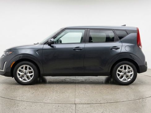 Used 2025 Kia Soul LX w/ LX Technology Package FWD image 5