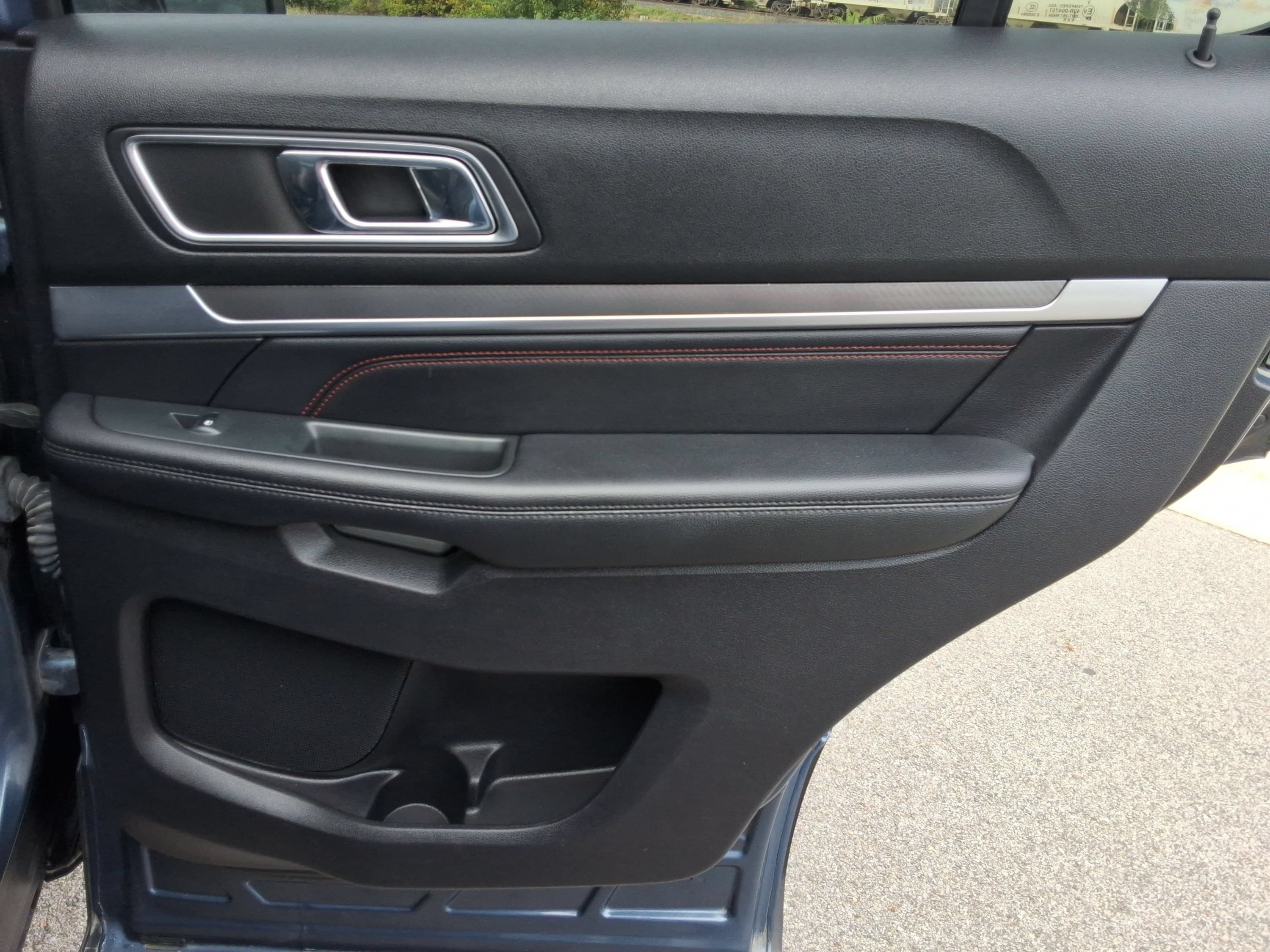 Used 2019 Ford Explorer Sport w/ Equipment Group 401A AWD/4WD image 49