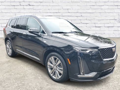 Certified 2023 Cadillac XT6 Premium Luxury w/ Technology Package image 5