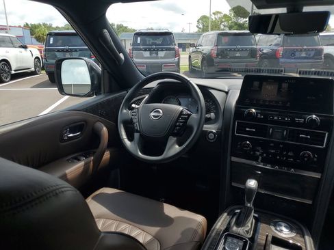 Used 2022 Nissan Armada Platinum RWD image 24
