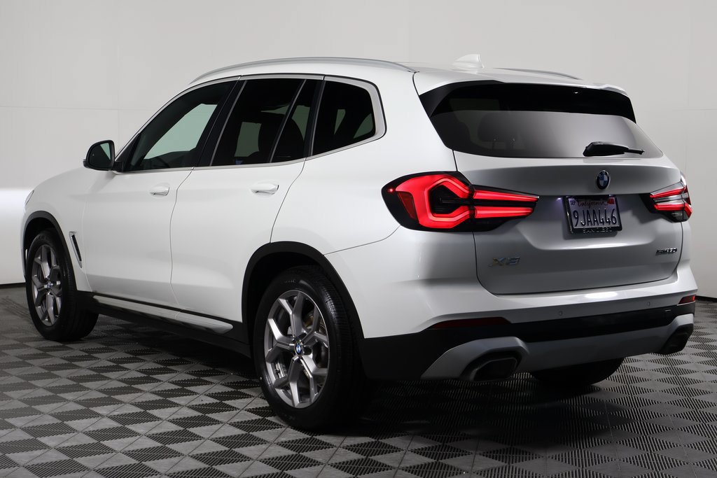 Certified 2024 BMW X3 sDrive30i w/ Convenience Package RWD image 6