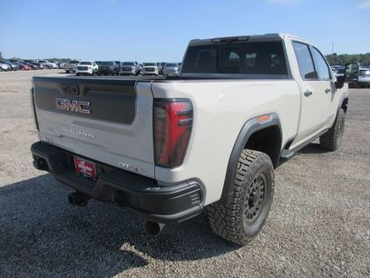 New 2026 GMC Sierra 2500 AT4X w/ AT4X AEV Edition